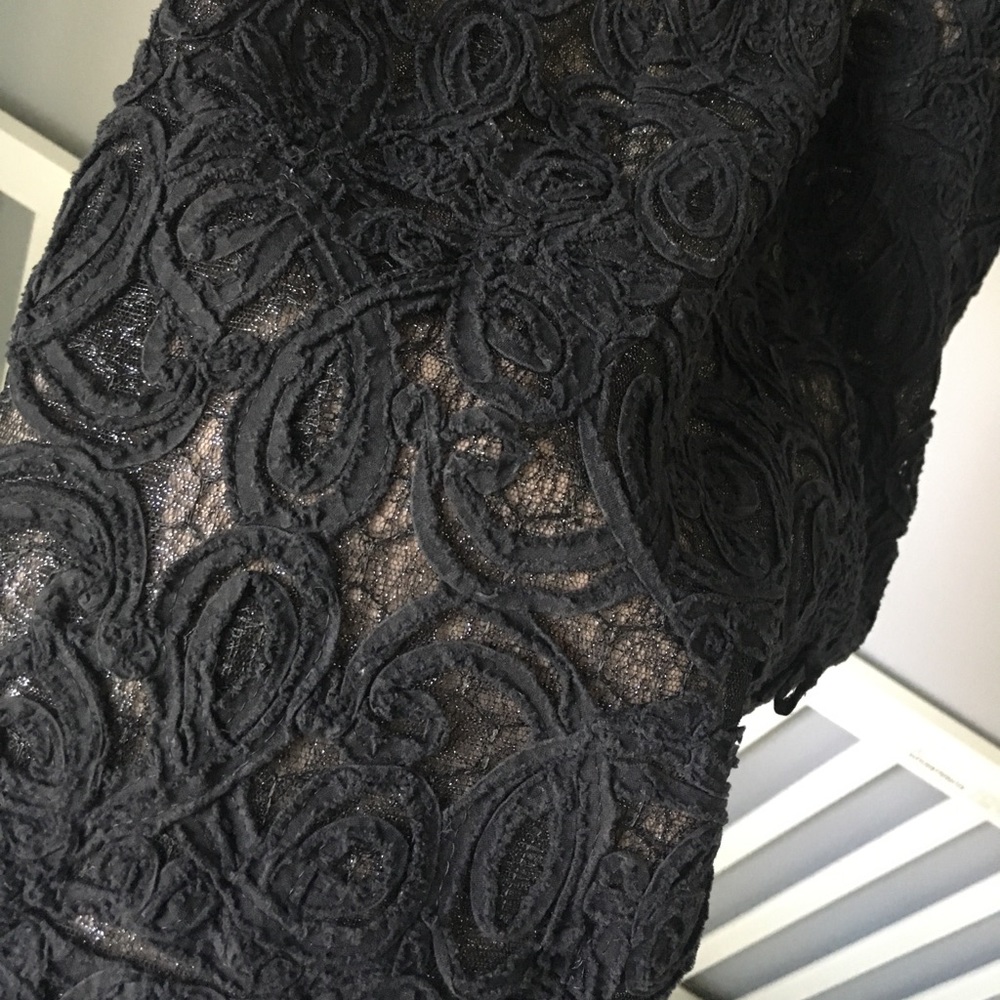 C.3 BCBG MaxAzria black dress. - Picture 8 of 8